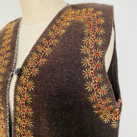 Handmade Wool Vest 70s Cottagecore - Picture 8 of 13